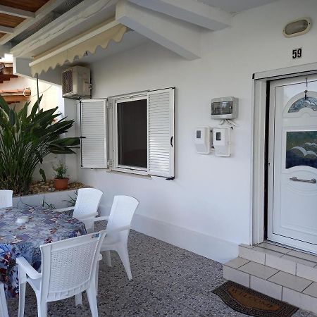 Alexandros Cosy House For Family Vacation Apartman Hriszí Aktí Haniá Kültér fotó